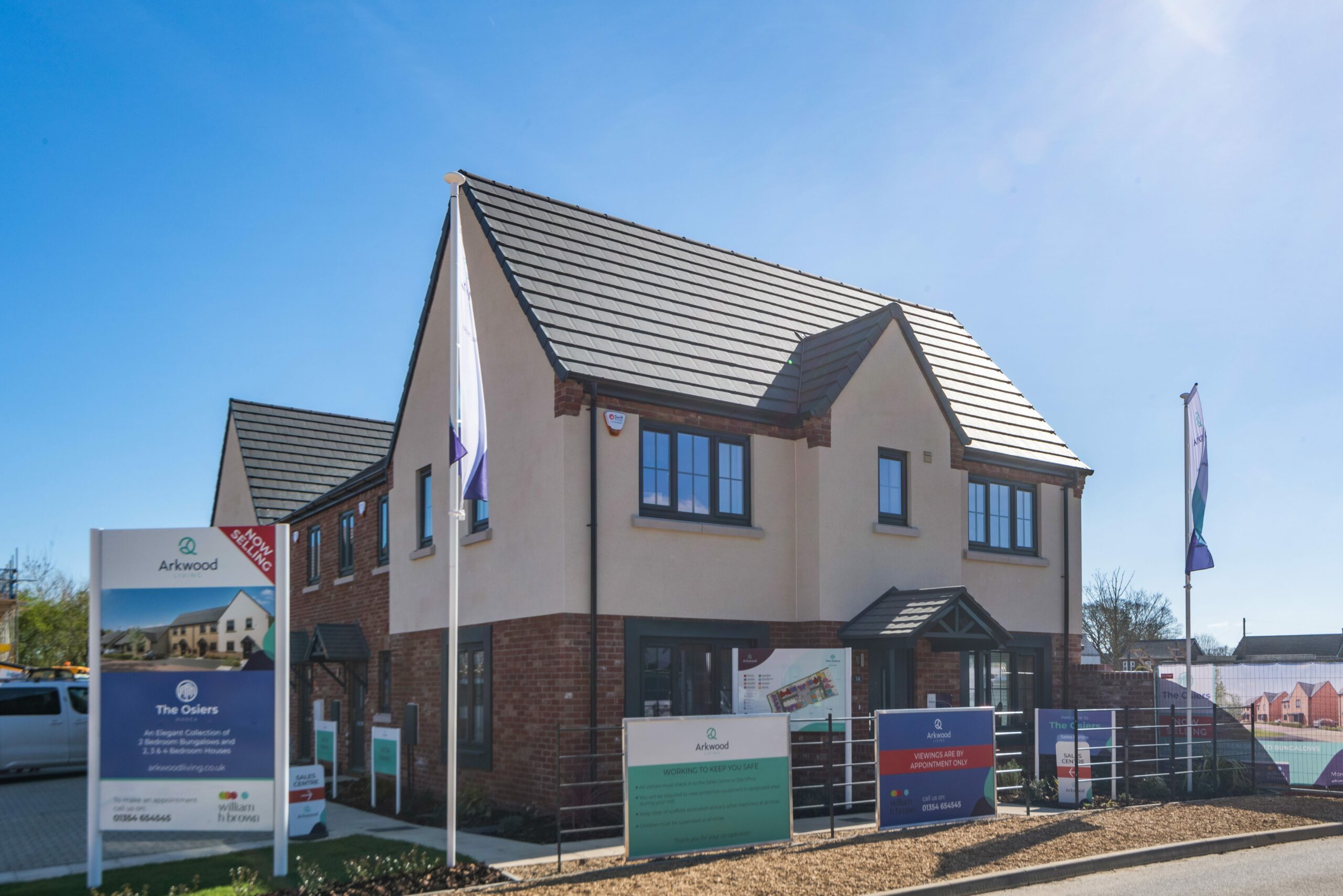 8639789-exterior10 – The Chestnut showhome at The Osiers, Manea-min